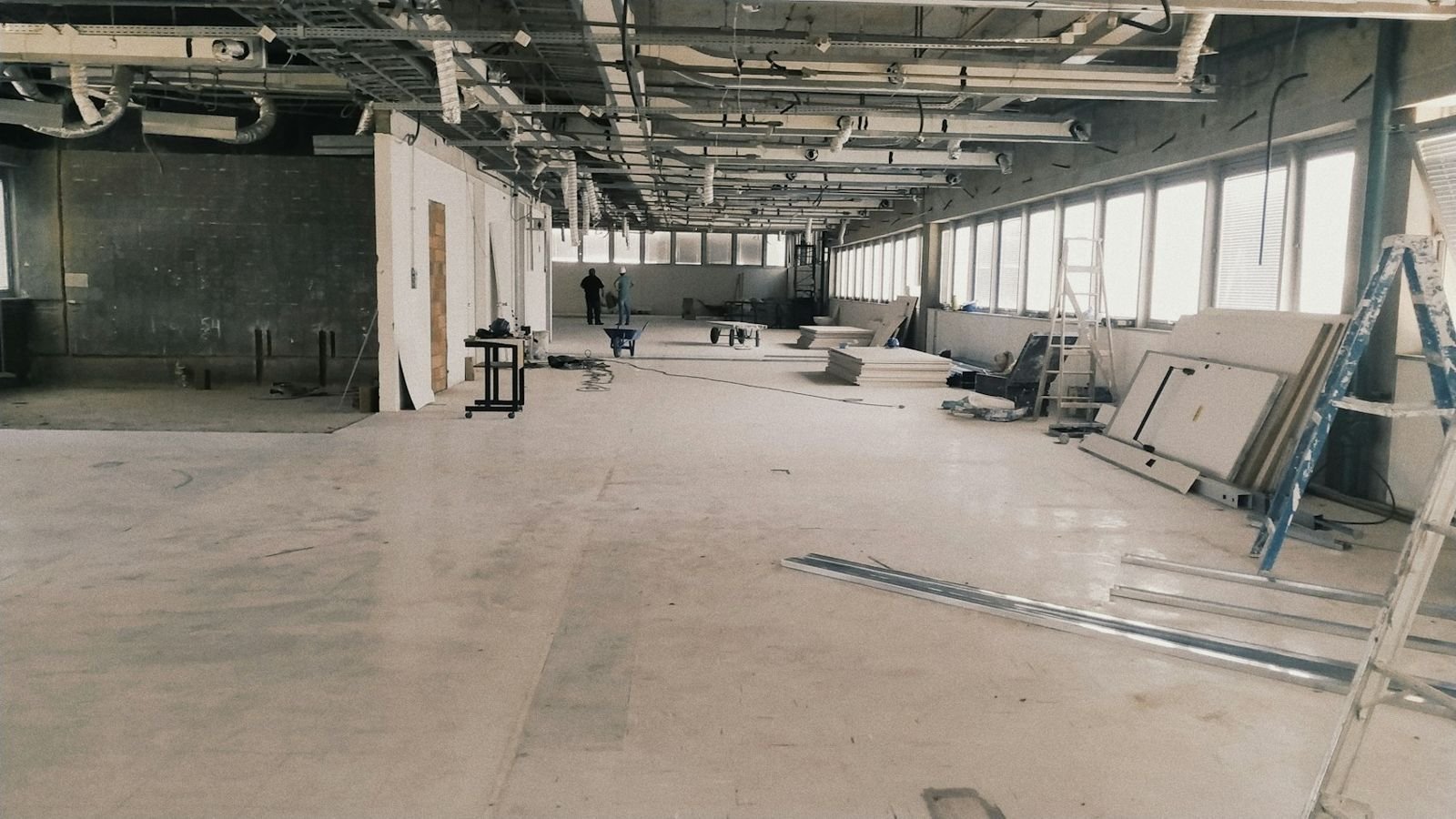 Commercial floor under renovation